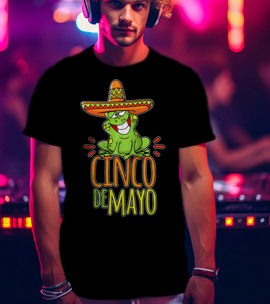 Cinco De Mayo Fun Mexican Fiesta Frog Sombrero T-Shirt