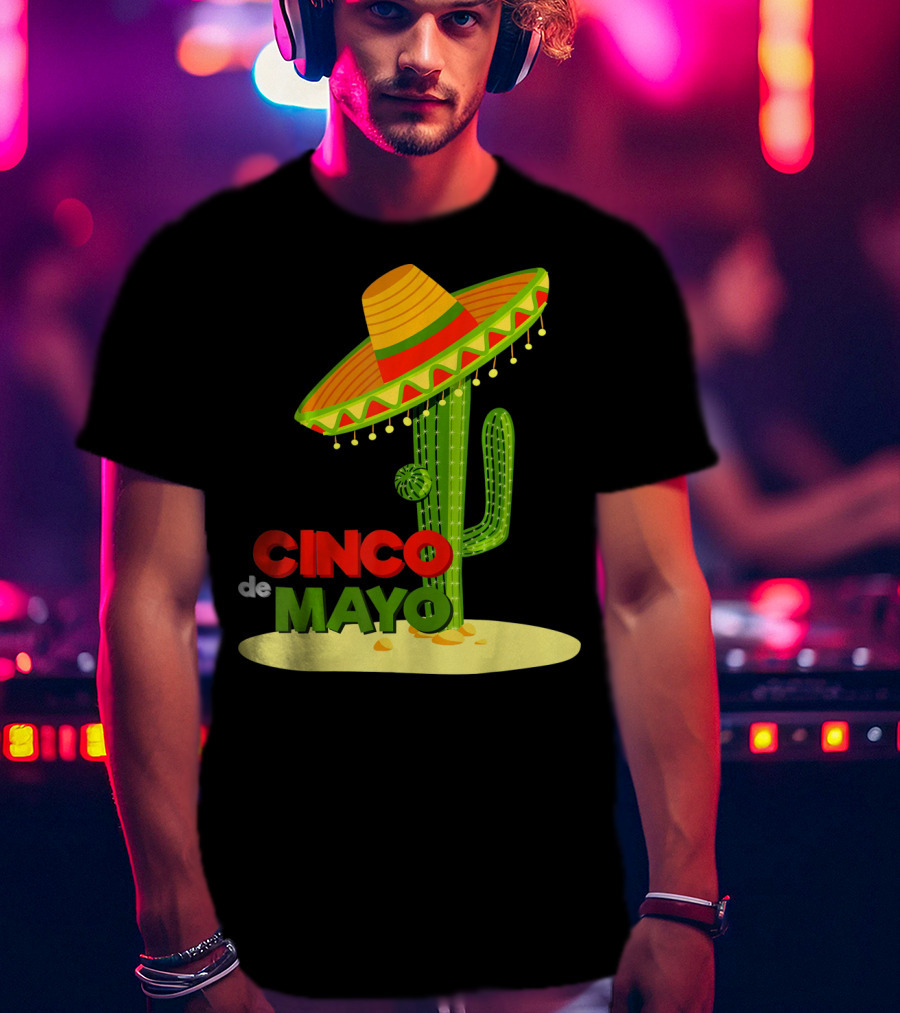 Fiesta Cinco De Mayo Cactus With Sombrero T-Shirt