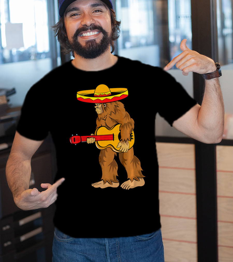 Bigfoot Carrying Guitar Cinco De Mayo Sombrero T-Shirt