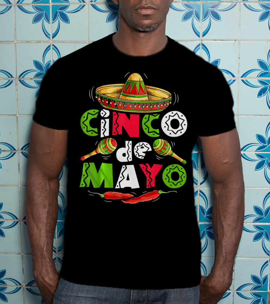 Cinco De Mayo Sombrero Maracas Chillies T-Shirt