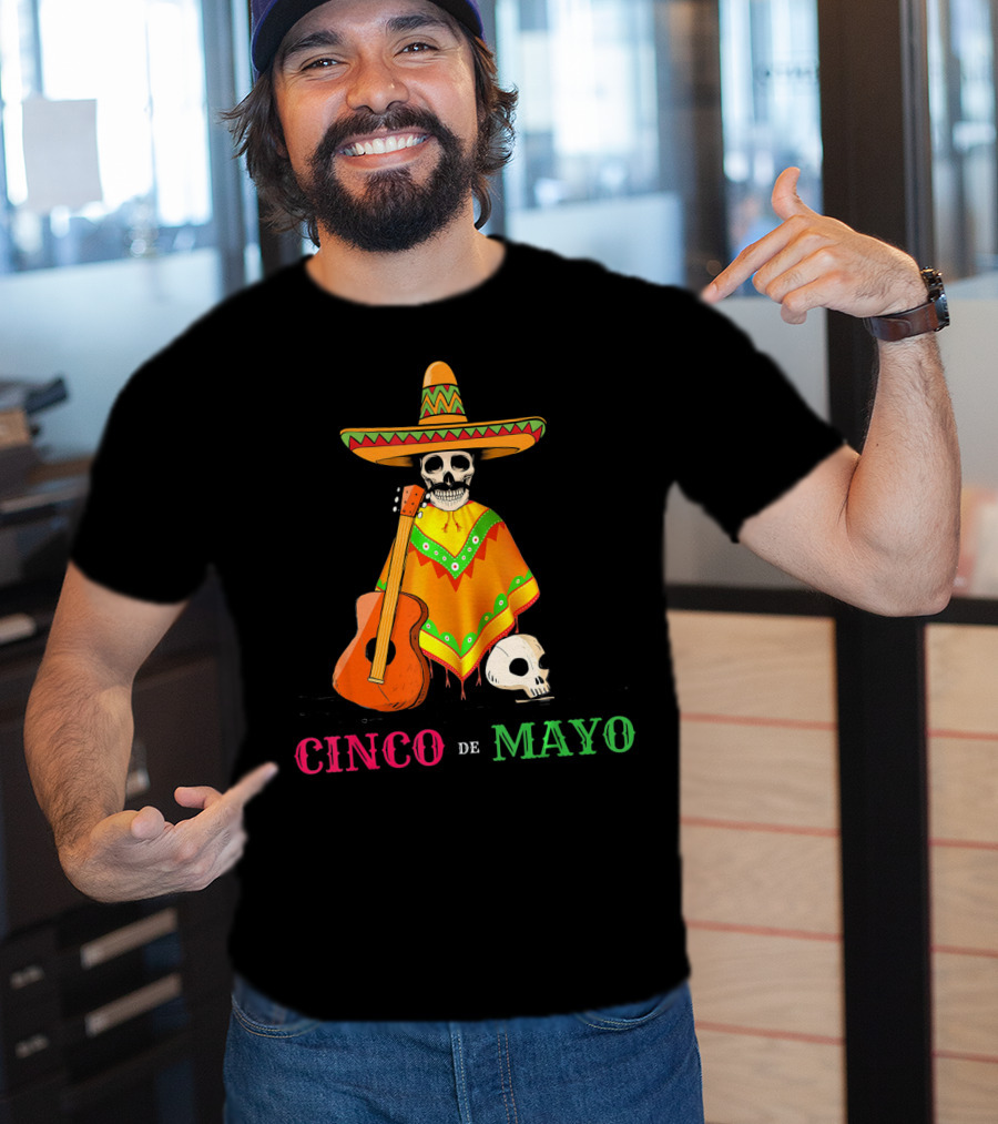 Cinco De Mayo Sombrero Skull Poncho Guitar T-Shirt