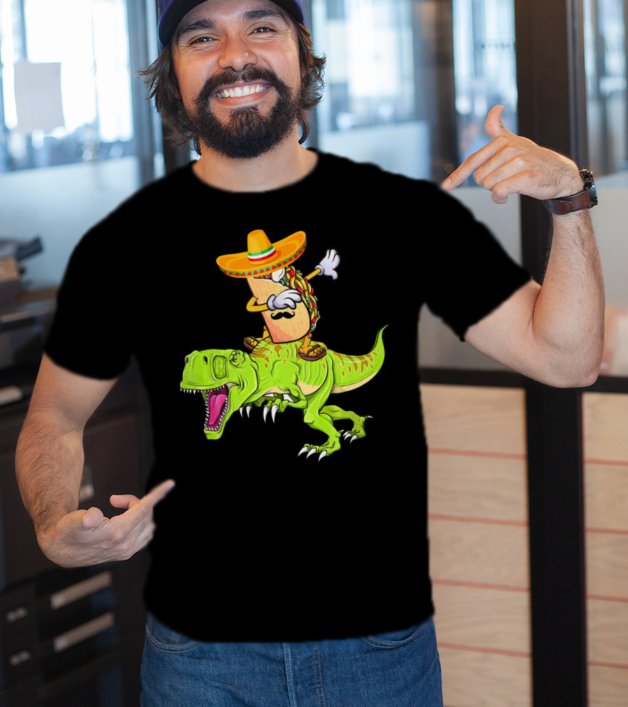 Dabbing Taco Sombrero On T-Rex Dinosaur T-Shirt