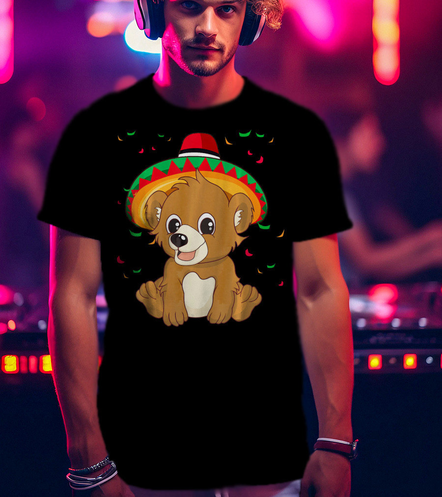 Cute Bear Cinco De Mayo 5th Of May Celebration Sombrero T-Shirt