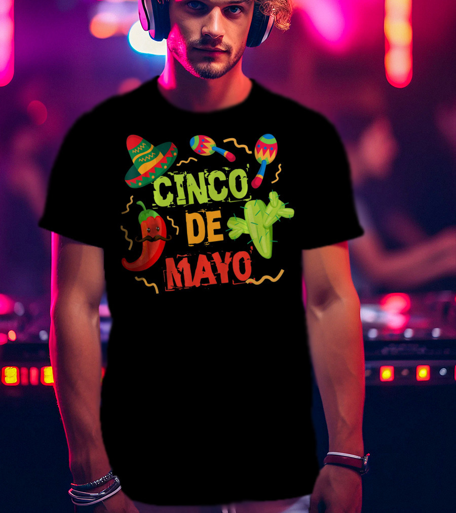 Cinco De Mayo Sombrero Maracas Cactus Pepper Fiesta T-Shirt