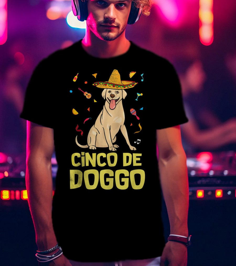 Cinco De Doggo Funny Taco Sombrero Labrador T-Shirt