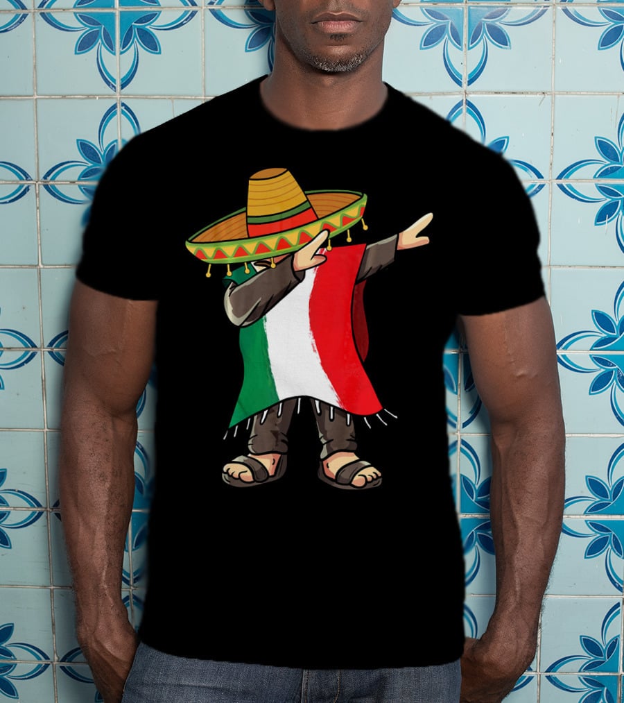 Mexican Flag Poncho Man Dabbing Cinco De Mayo Sombrero T-Shirt