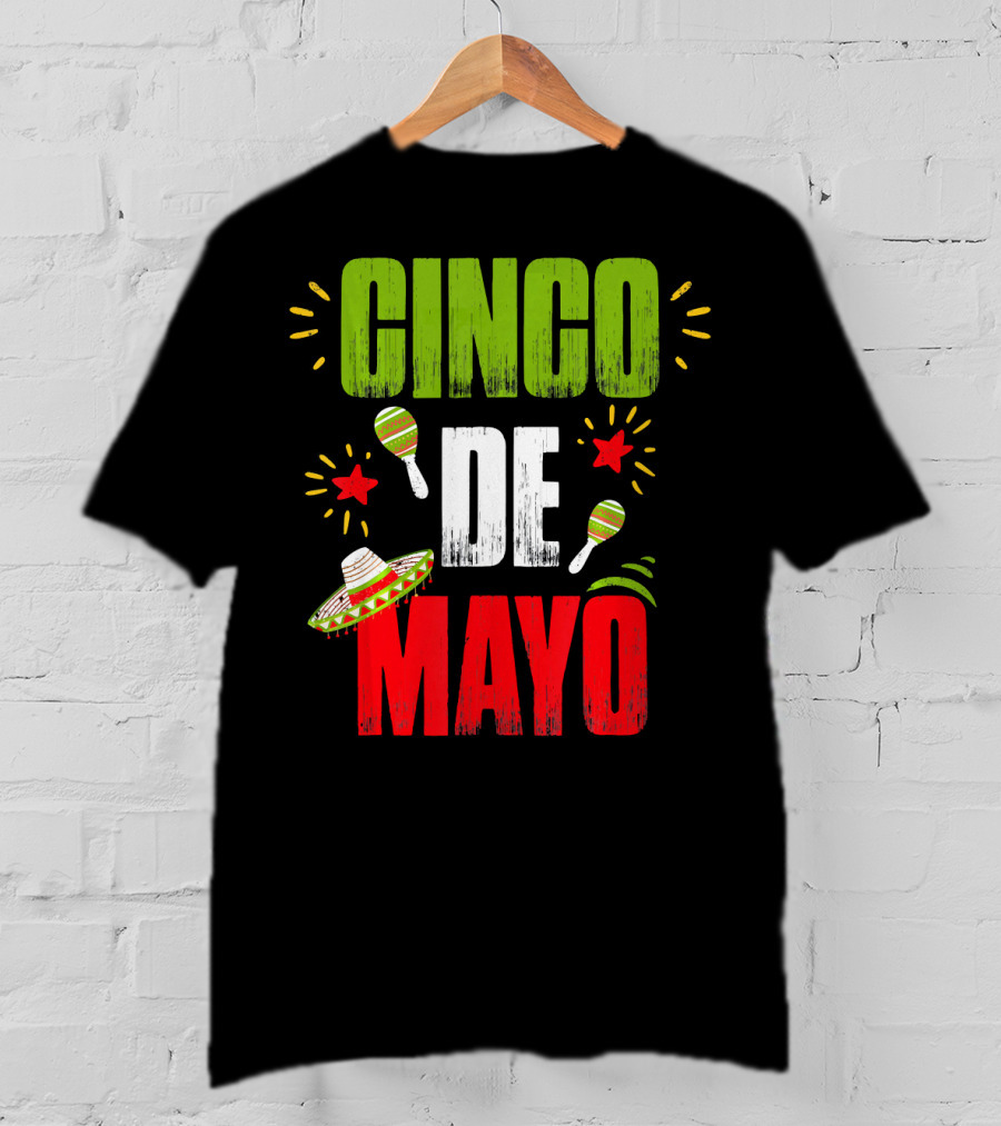 Cinco De Mayo Sombrero Maracas T-Shirt