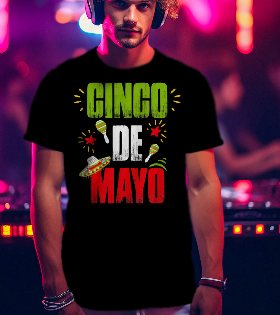 Cinco De Mayo Sombrero Maracas T-Shirt