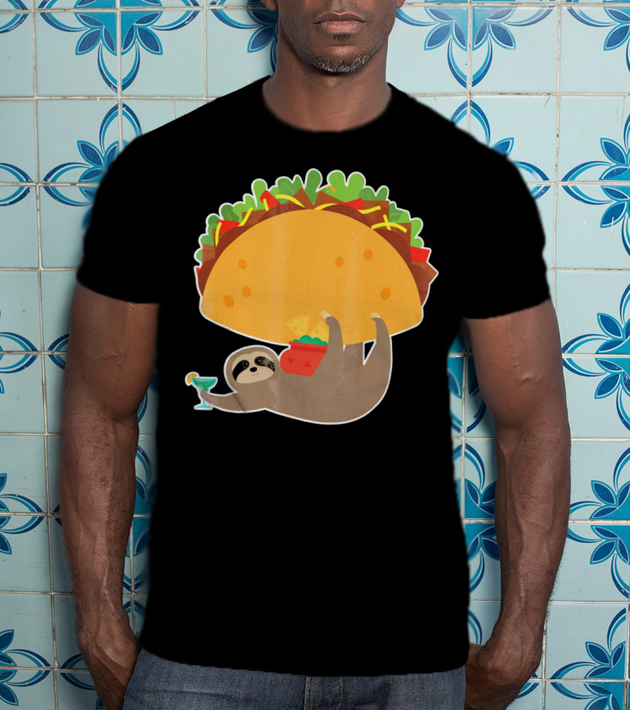 Funny Cinco De Mayo Sloth Taco Holding Margarita T-Shirt