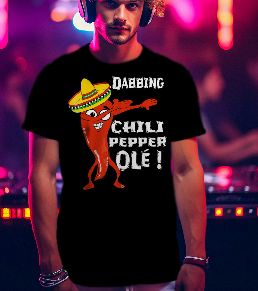 Dabbing Chili Pepper Olé Cinco With Sombrero T-Shirt