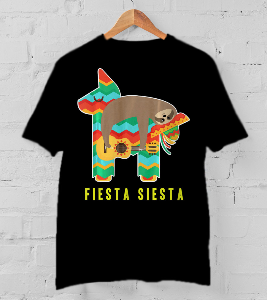 Fiesta Siesta Pinata Sloth Sombrero Guitarra T-Shirt