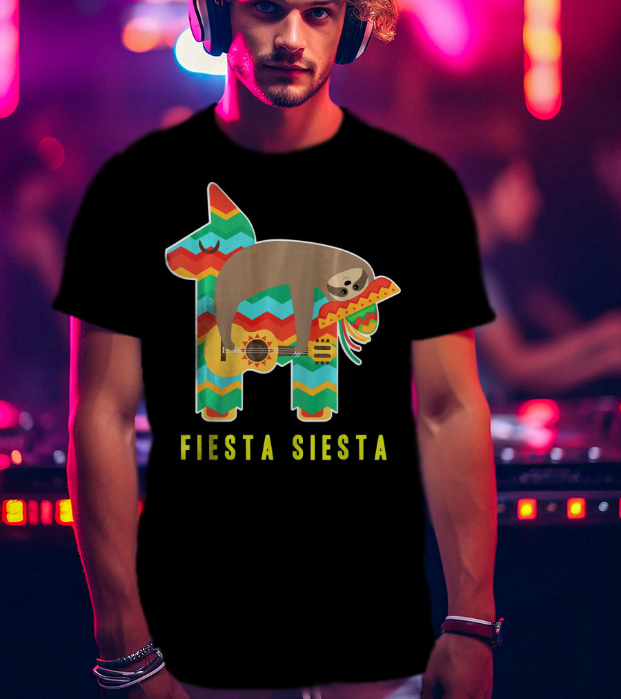 Fiesta Siesta Pinata Sloth Sombrero Guitarra T-Shirt