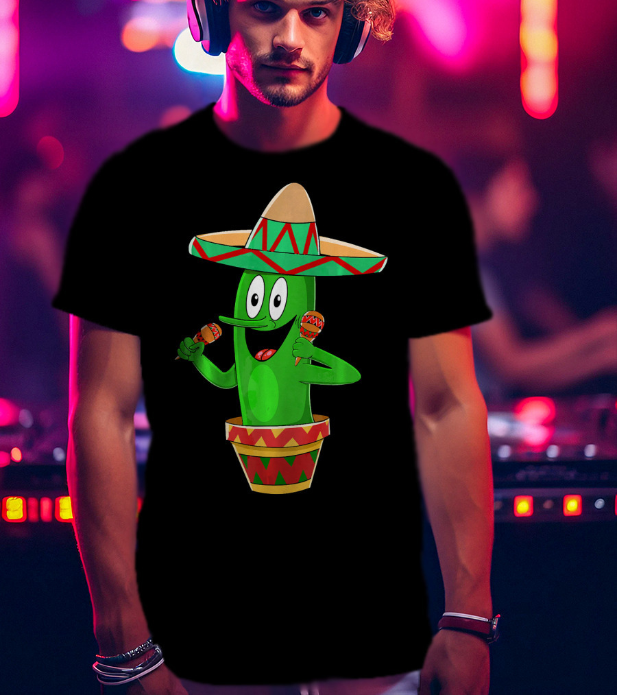 Fiesta Cactus Arriba Sombrero Maracas Cinco De Mayo T-Shirt