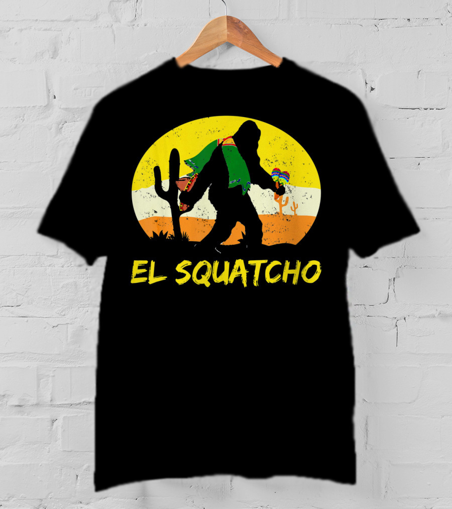 El Squatcho Bigfoot Cinco De Mayo Cactus Desert Scene T-Shirt