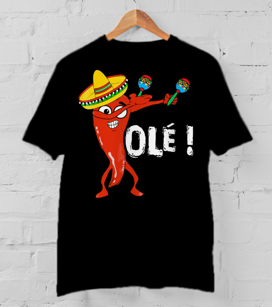 Olé Cinco De Mayo Dancing Chili With Sombrero And Maracas T-Shirt