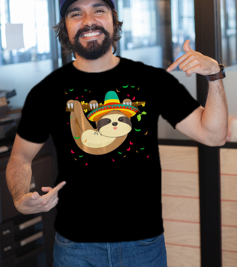 Cute Lazy Sloth With Sombrero For Cinco De Mayo 5th Of May T-Shirt