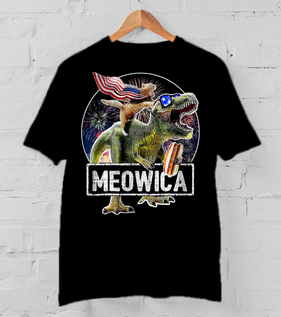 Meowica Cat With American Flag Riding T-Rex Holding Hot Dog T-Shirt