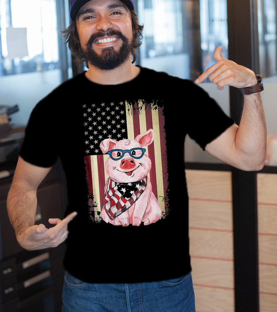 American Flag Pig With Glasses And Bandana T-Shirt