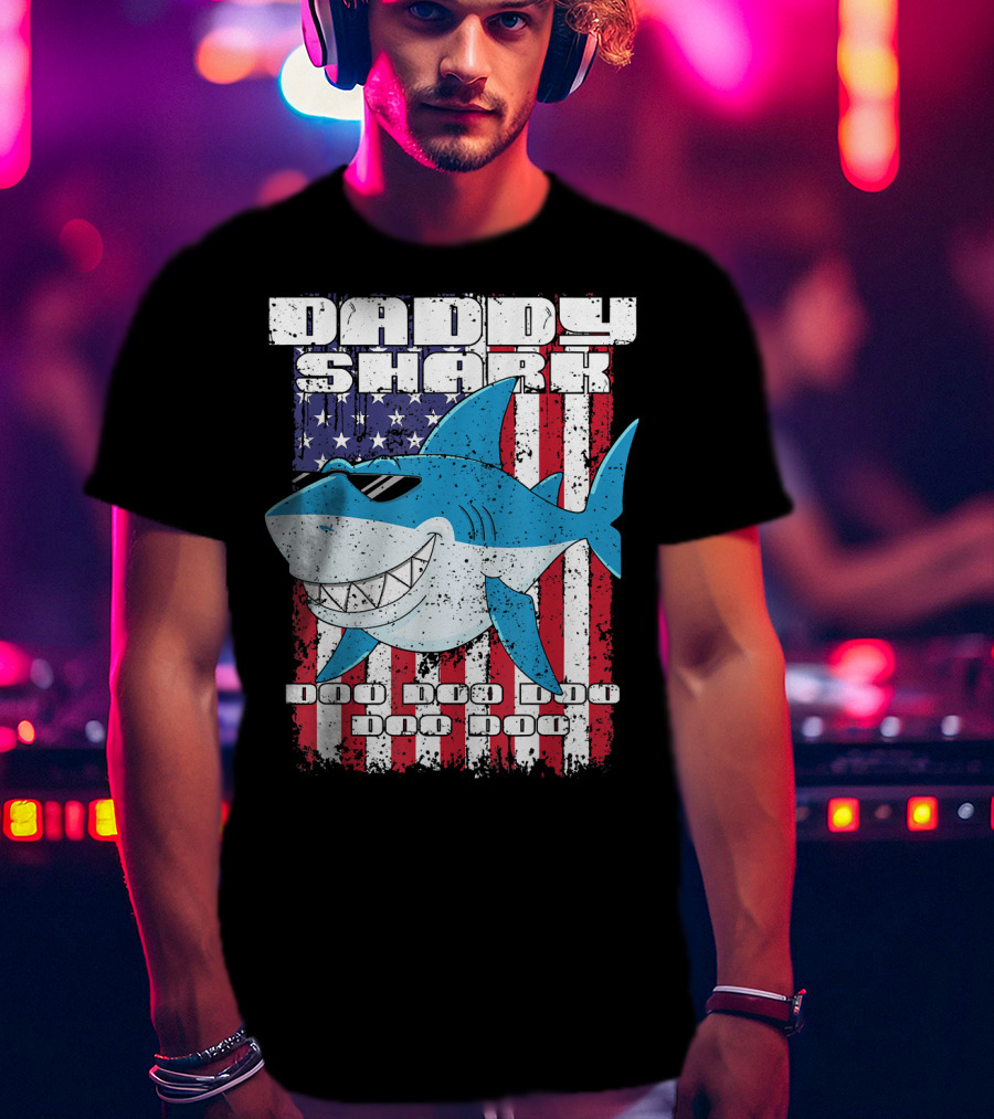Daddy Shark Doo Doo Doo American Flag T-Shirt