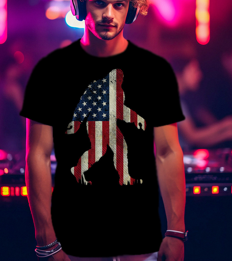 American Flag Sasquatch Bigfoot Patriotic Fashion T-Shirt