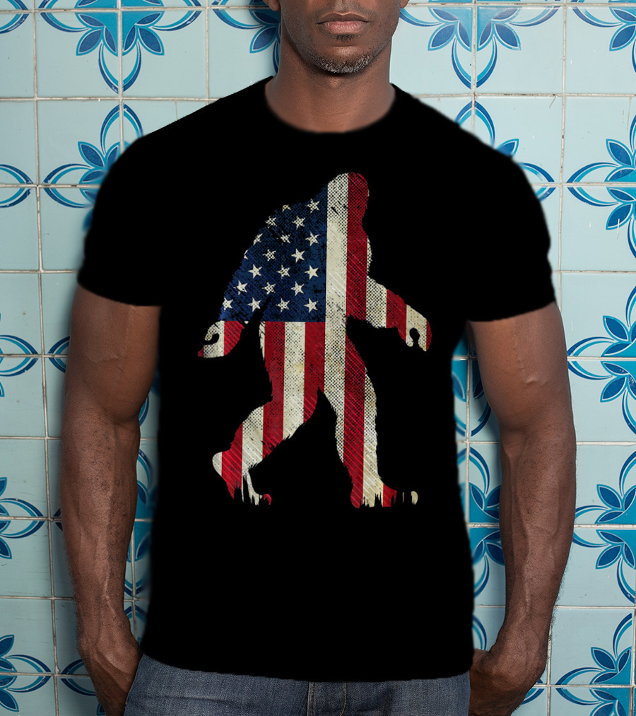 American Flag Sasquatch Bigfoot Patriotic Fashion T-Shirt