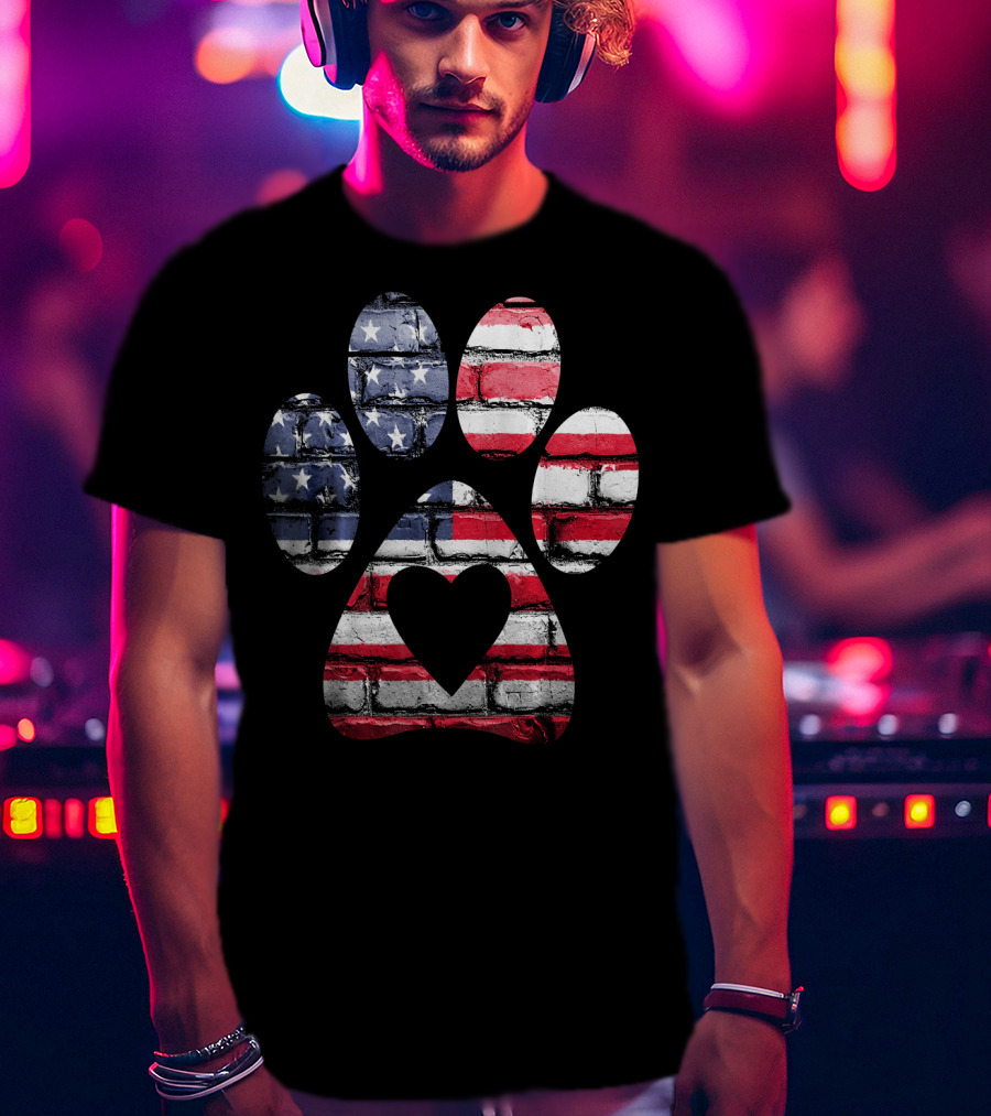 Patriotic Dog Paw With American Flag Heart T-Shirt