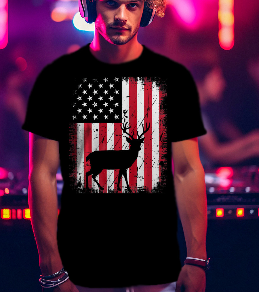 Vintage Deer USA American Flag Fourth Of July T-Shirt