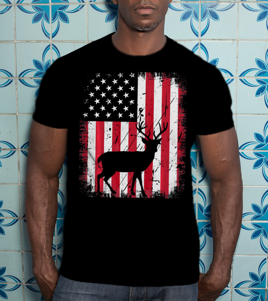 Vintage Deer USA American Flag Fourth Of July T-Shirt