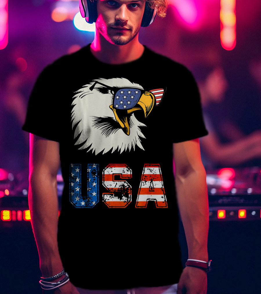 USA Patriotic Eagle American Eagle Flag Sunglasses T-Shirt