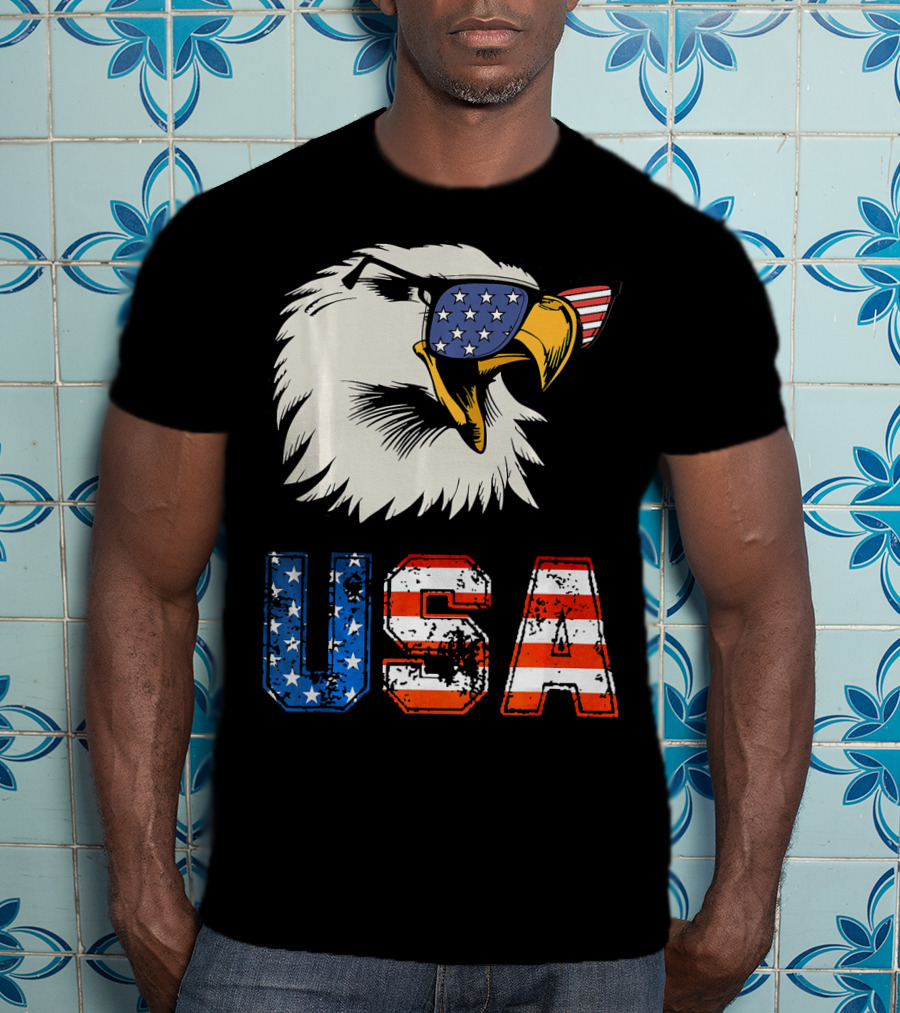 USA Patriotic Eagle American Eagle Flag Sunglasses T-Shirt