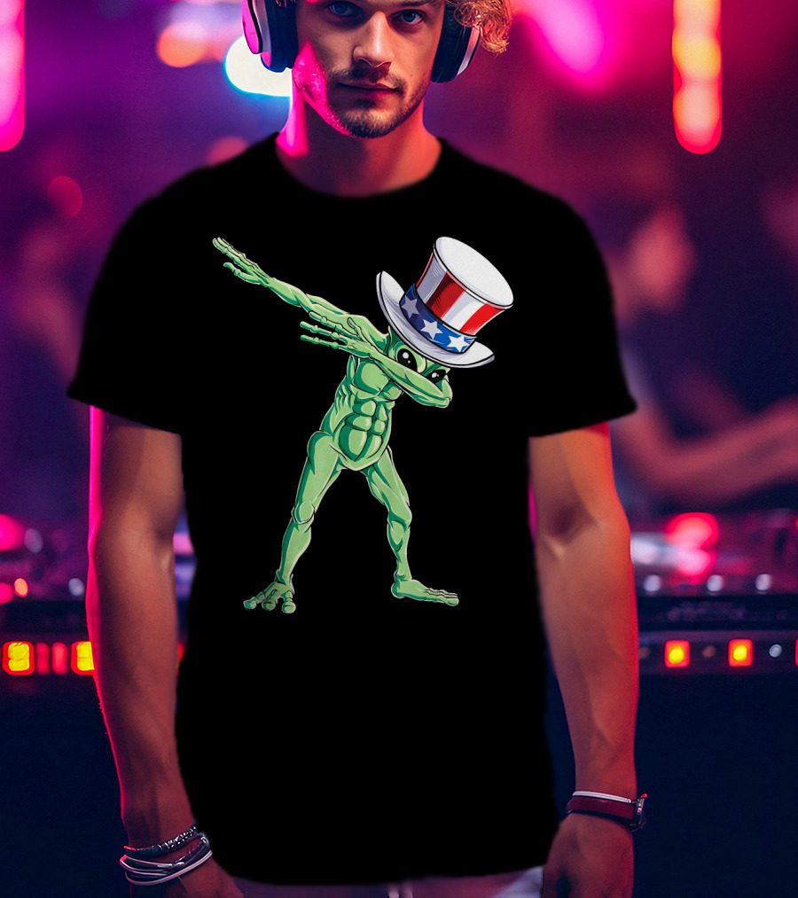 Dabbing Alien In American Uncle Sam Hat T-Shirt