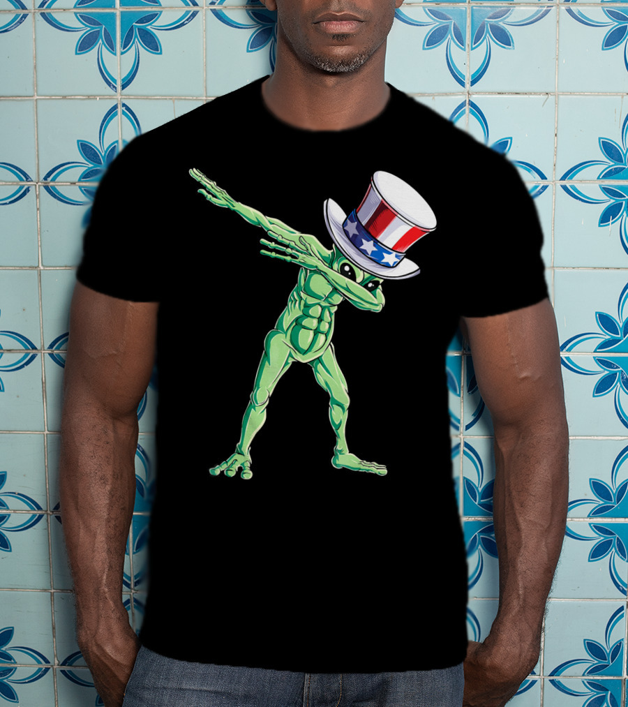 Dabbing Alien In American Uncle Sam Hat T-Shirt