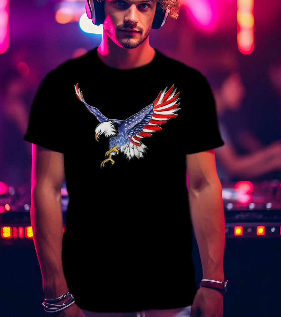USA Flag Bald Eagle American Flag Wings T-Shirt