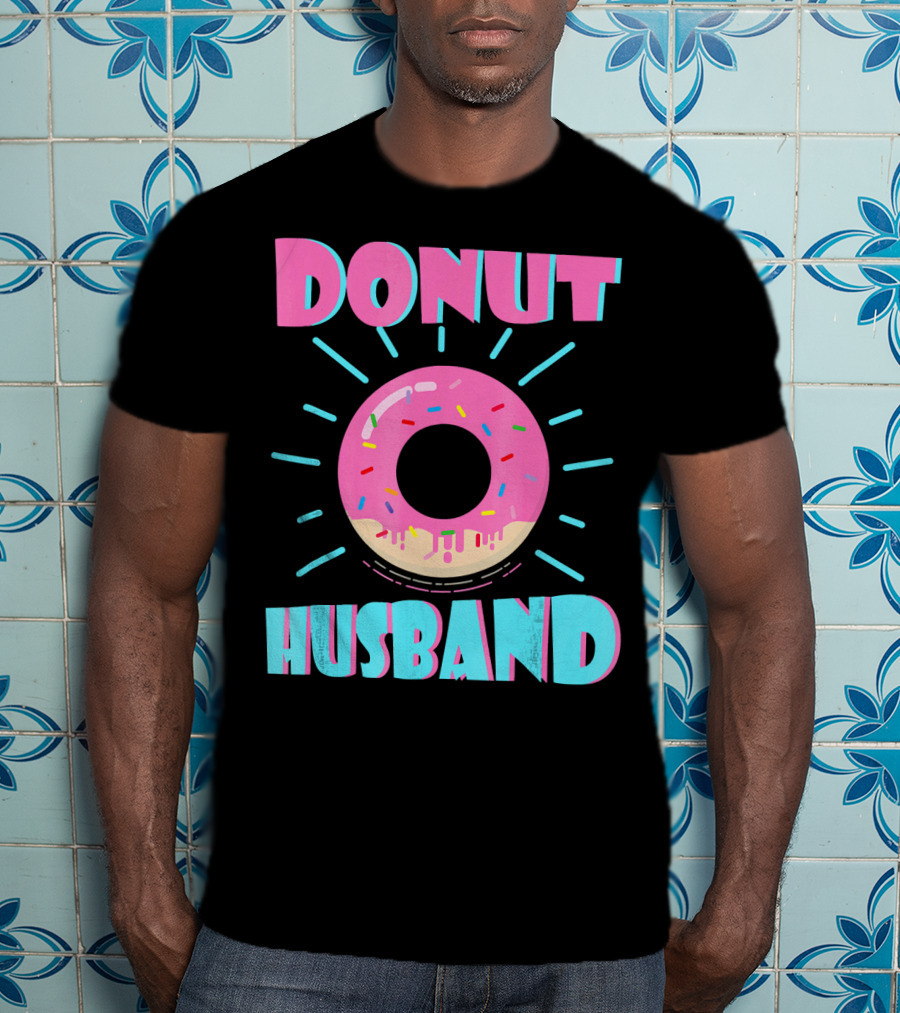 Donut Husband Pink Frosted Donut With Sprinkles T-Shirt