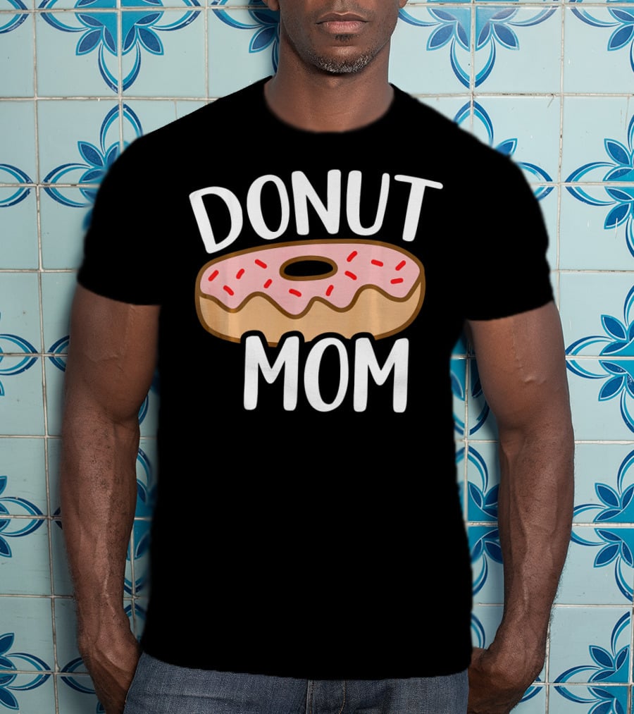 Donut Mom Birthday Party T-Shirt