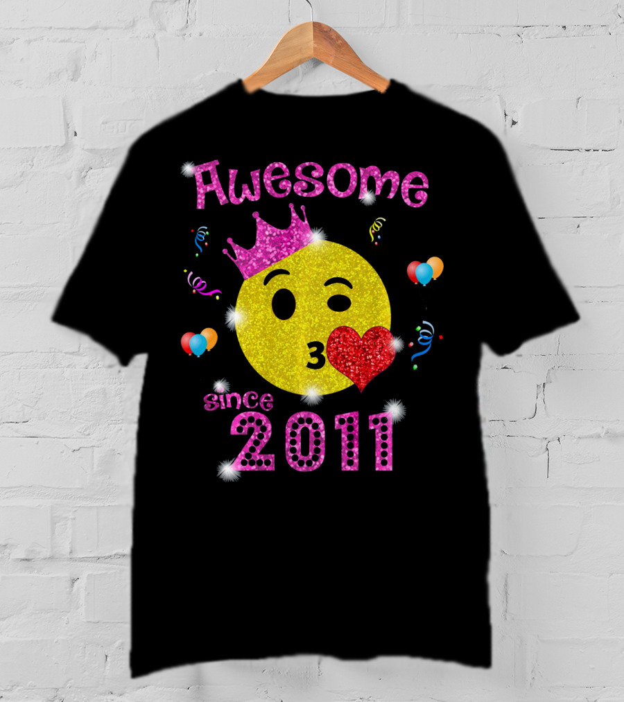 Awesome Emoji Birthday Since 2011 7 Years Old T-Shirt