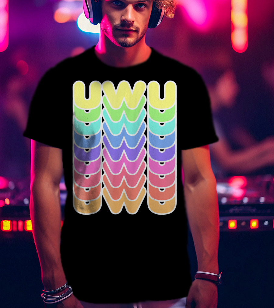 UWU Cute Face Emoji Letter Kawaii Rainbow Keyopt T-Shirt