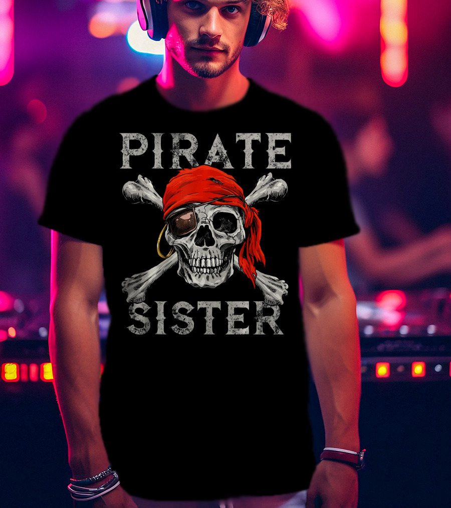 Pirate Sister Skull Jolly Roger Bandana T-Shirt