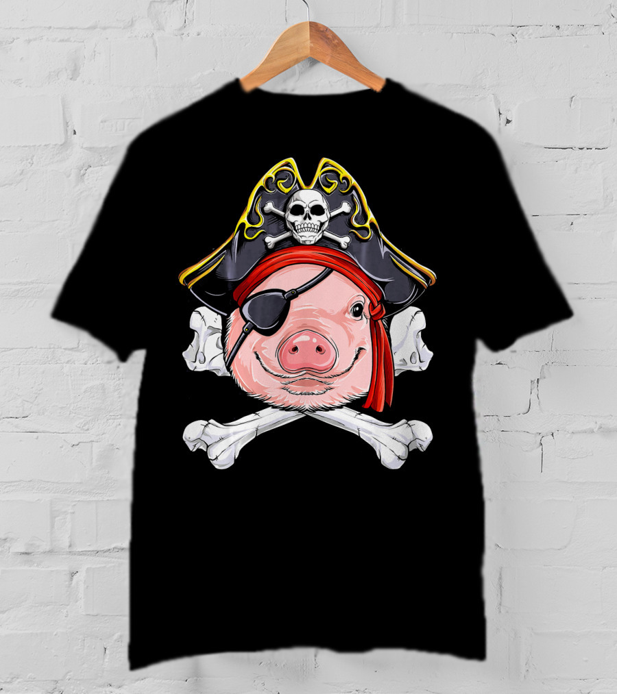 Pig Pirate Jolly Roger Flag Skull Eyepatch Crossbones Hat T-Shirt