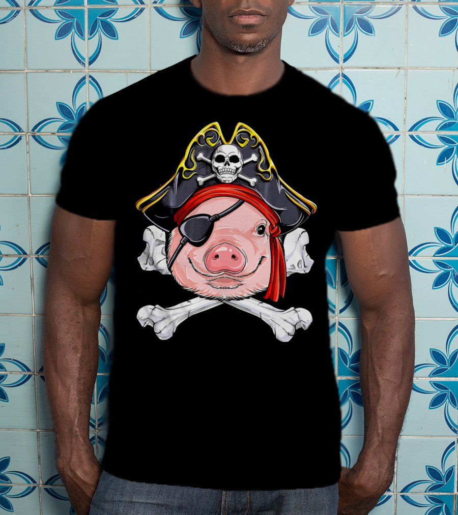 Pig Pirate Jolly Roger Flag Skull Eyepatch Crossbones Hat T-Shirt