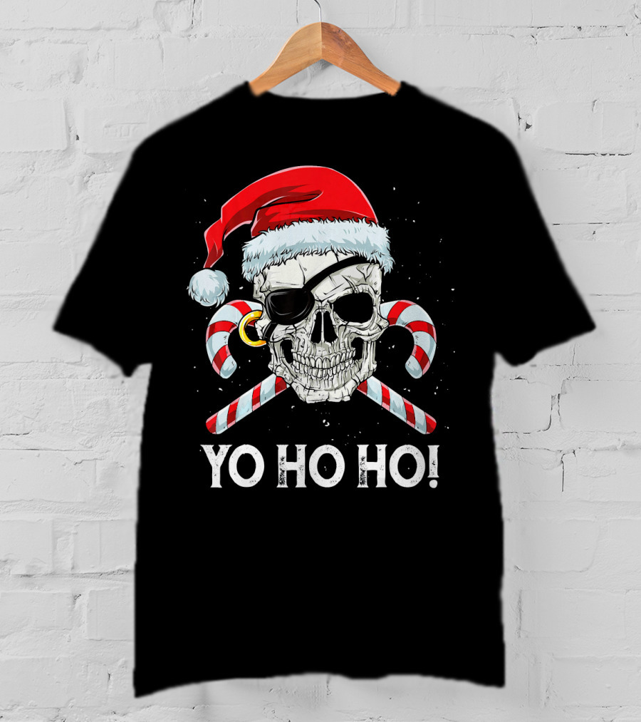YO HO HO Pirate Santa Skull Candy Canes T-Shirt