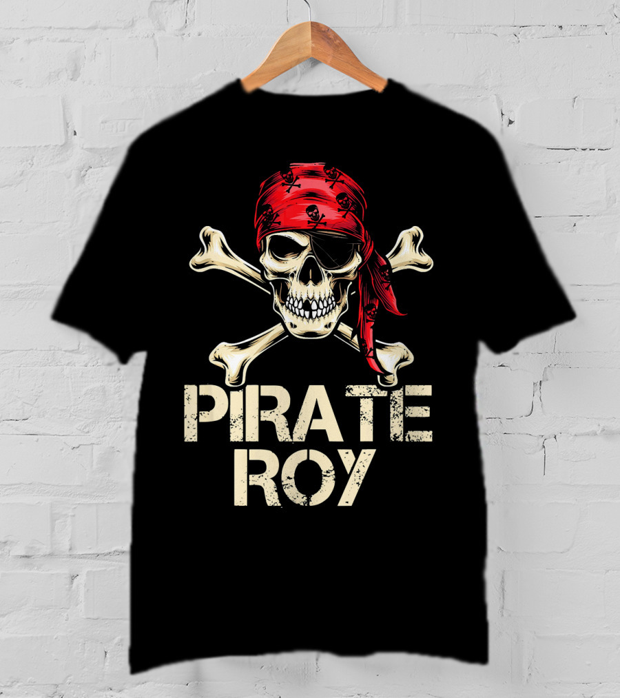 PIRATE ROY Skull Crossbones Red Bandana Vintage Funny Birthday T-Shirt