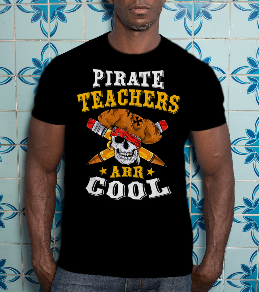Pirate Teachers ARR Cool Skull Halloween T-Shirt