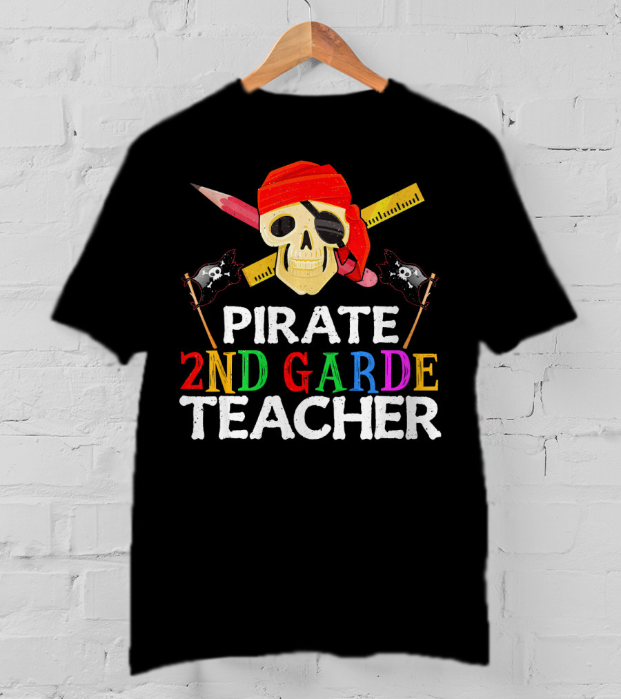 Pirate 2nd Grade Teacher Skull Ruler Swords Red Bandana T-Shirt
