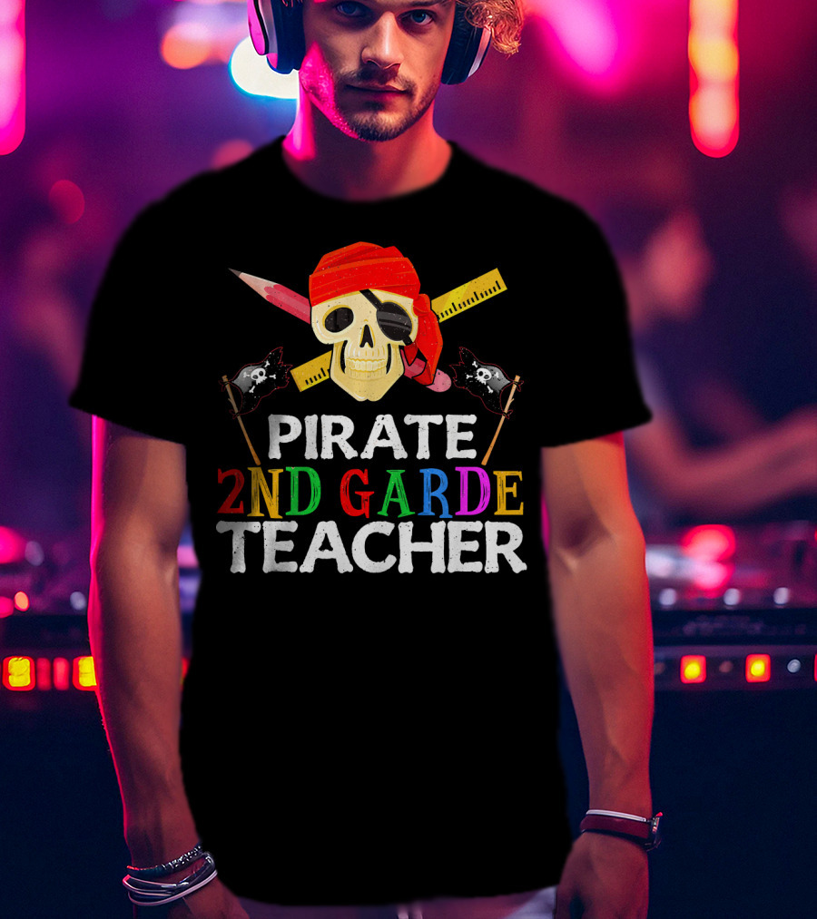 Pirate 2nd Grade Teacher Skull Ruler Swords Red Bandana T-Shirt