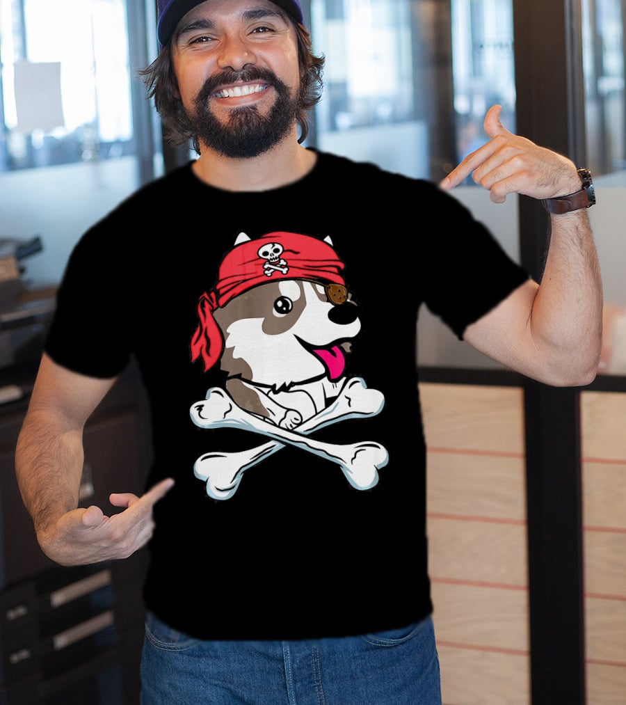 Husky Pirate Halloween Dog Crossbones Hat T-Shirt