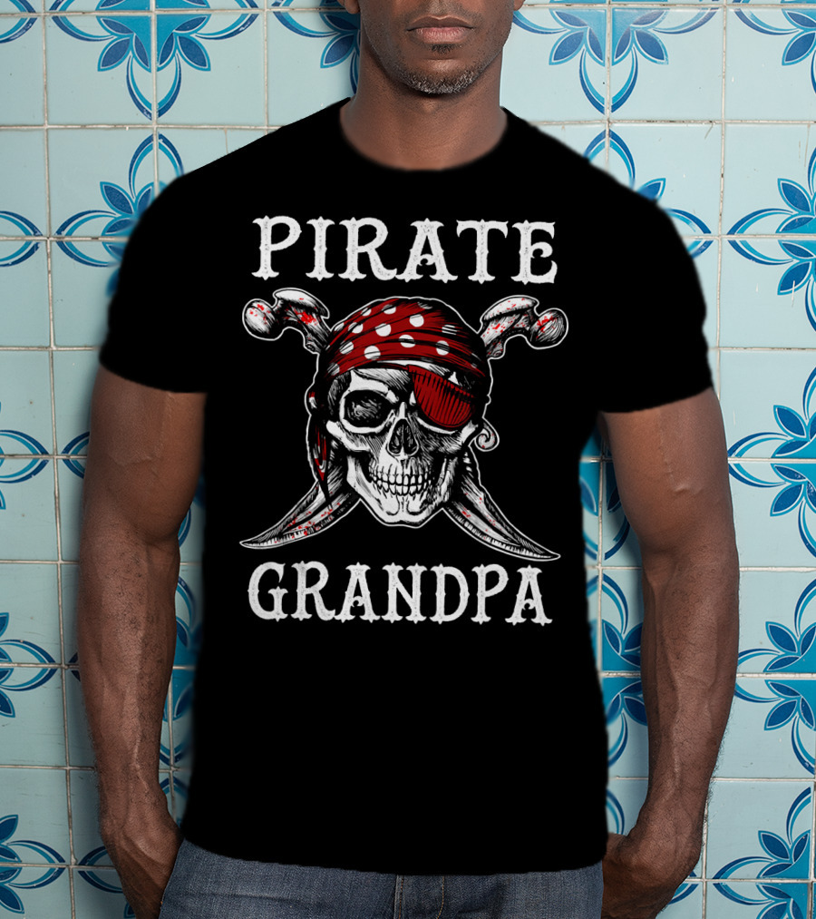 Pirate Grandpa Skull Halloween Eyepatch Bandana Crossed Sabers T-Shirt