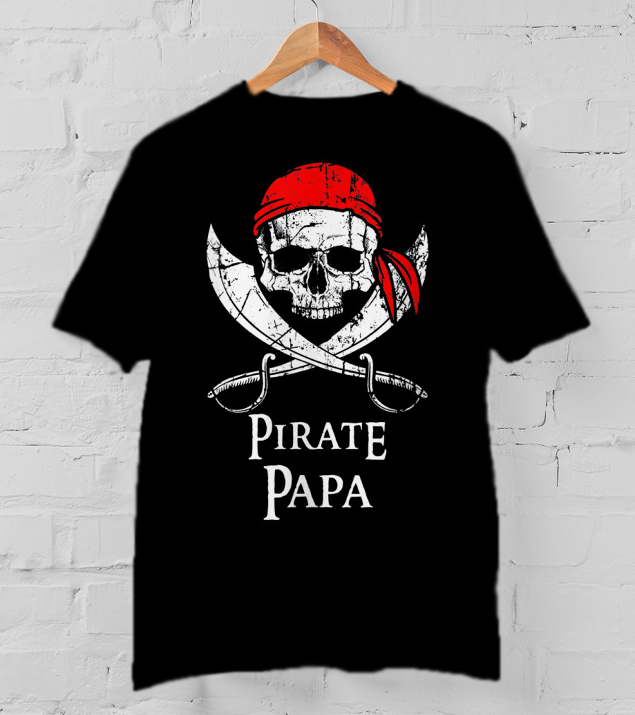 Pirate Papa Jolly Roger Skull Bandana Crossed Cutlasses T-Shirt