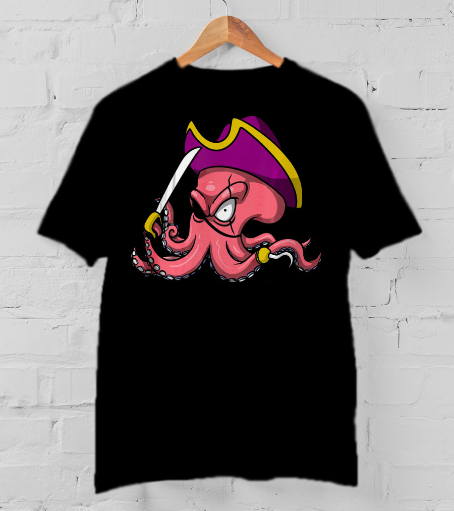 Octopus Pirate Captain With Cutlass And Buccaneer Hat T-Shirt