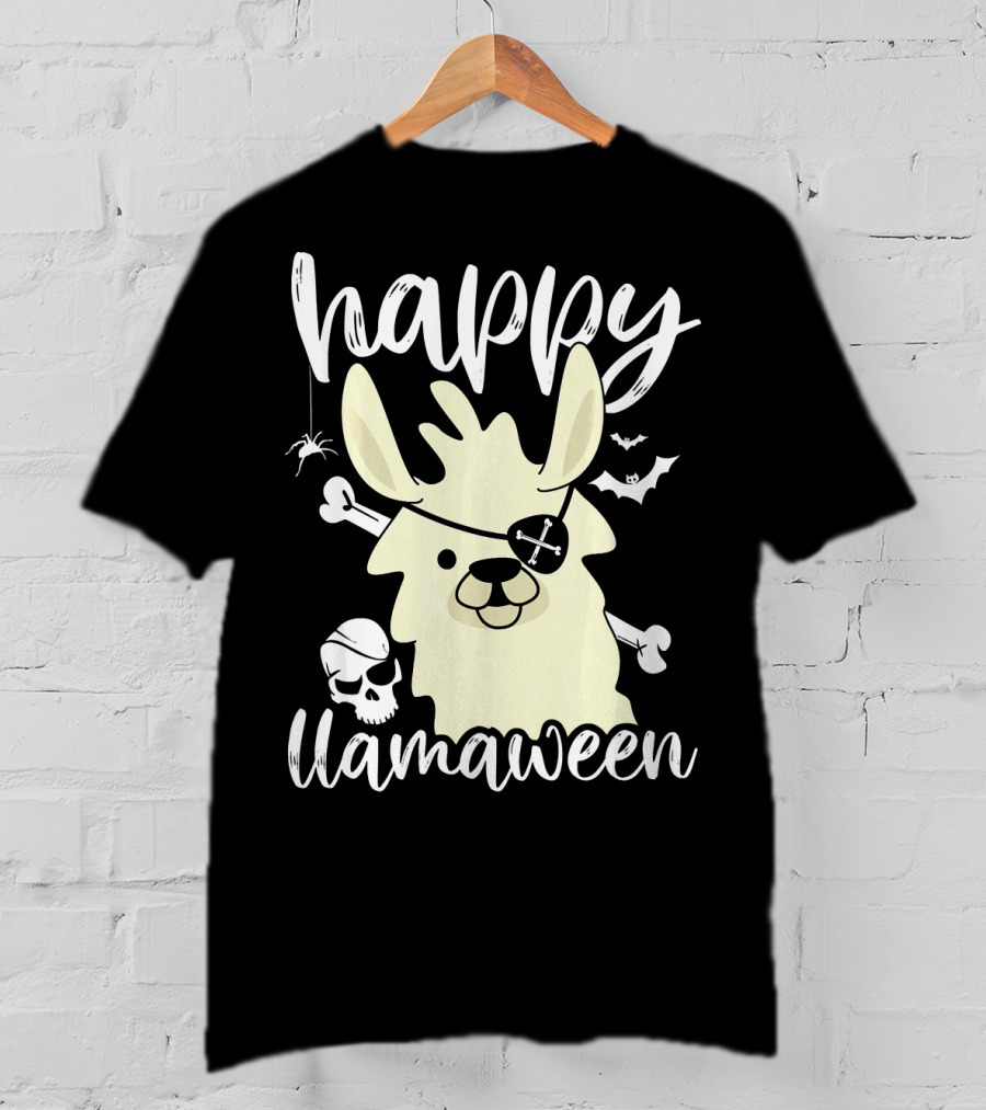 Happy Llamaween Llama Pirate Bats Skull T-Shirt